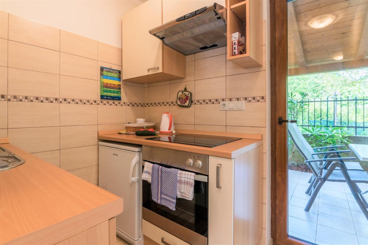 Apartments Insula Aurea Klimno Chambre photo